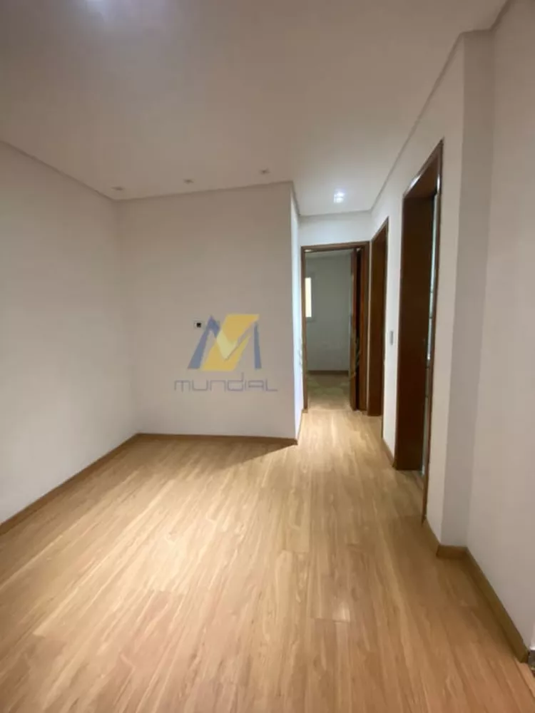 Apartamento à venda com 2 quartos, 38m² - Foto 4