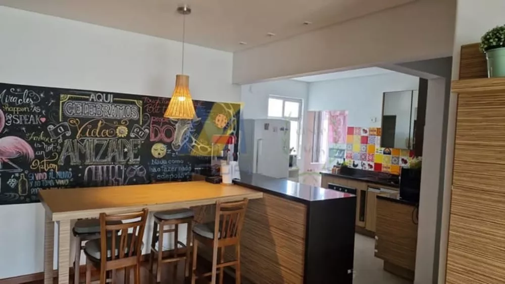 Apartamento para alugar com 2 quartos, 105m² - Foto 2