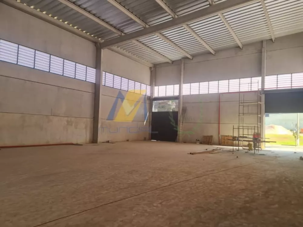 Depósito-Galpão-Armazém para alugar, 1000m² - Foto 4