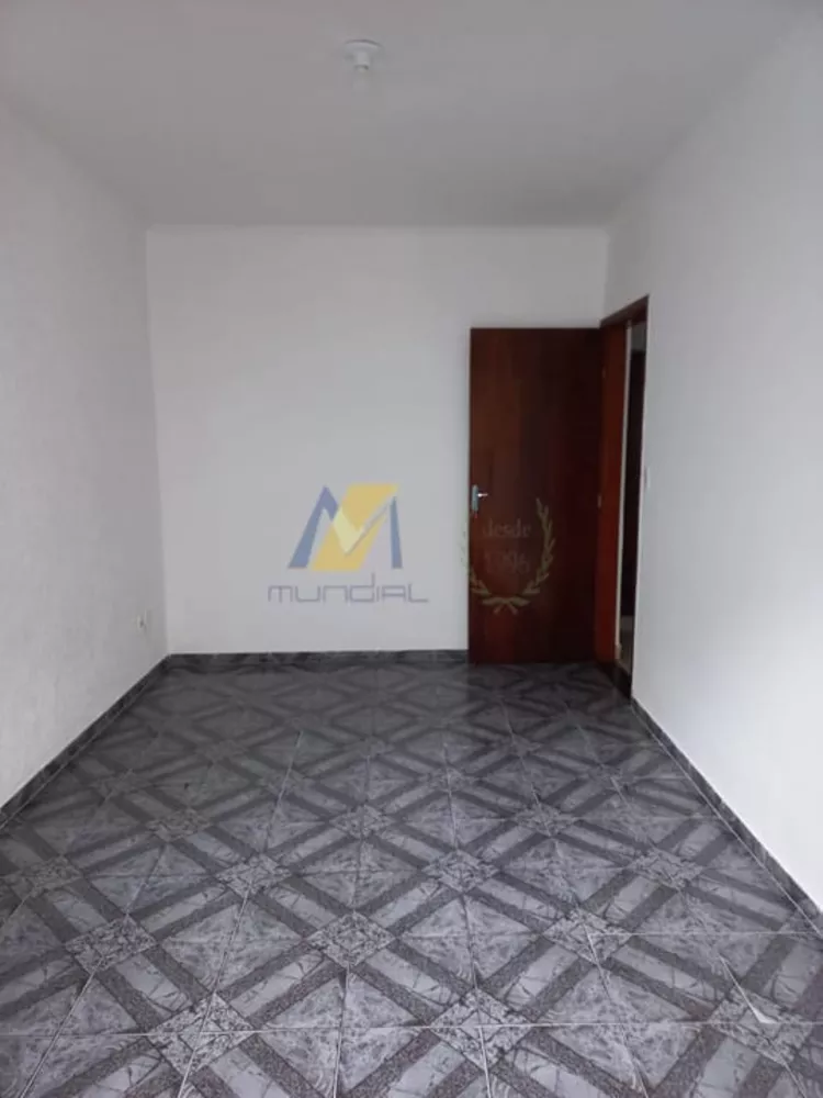 Casa à venda com 3 quartos, 240m² - Foto 13