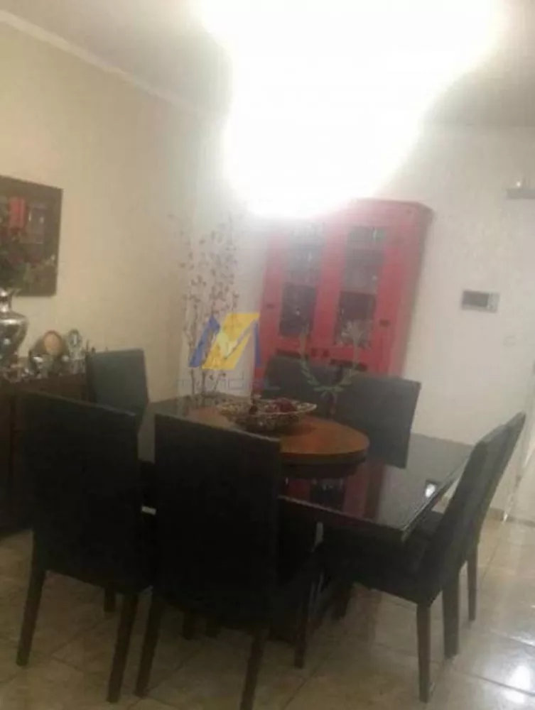 Casa à venda com 3 quartos, 240m² - Foto 3