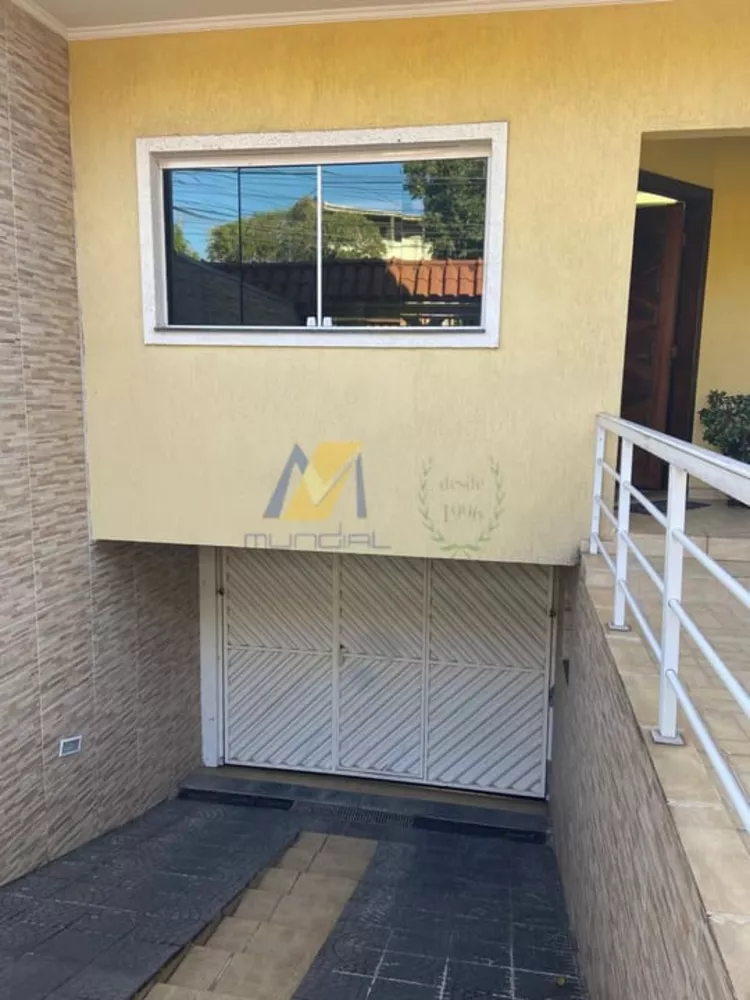 Casa à venda com 3 quartos, 238m² - Foto 4