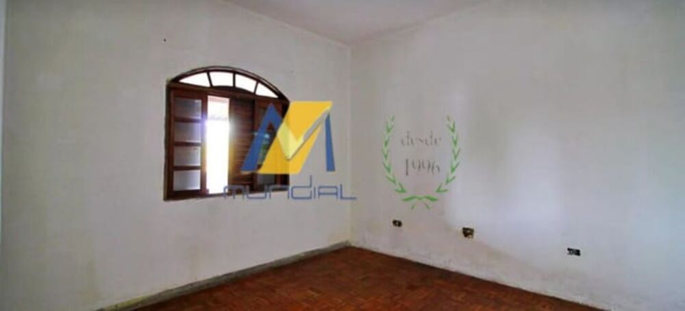 Casa à venda com 3 quartos, 150m² - Foto 3