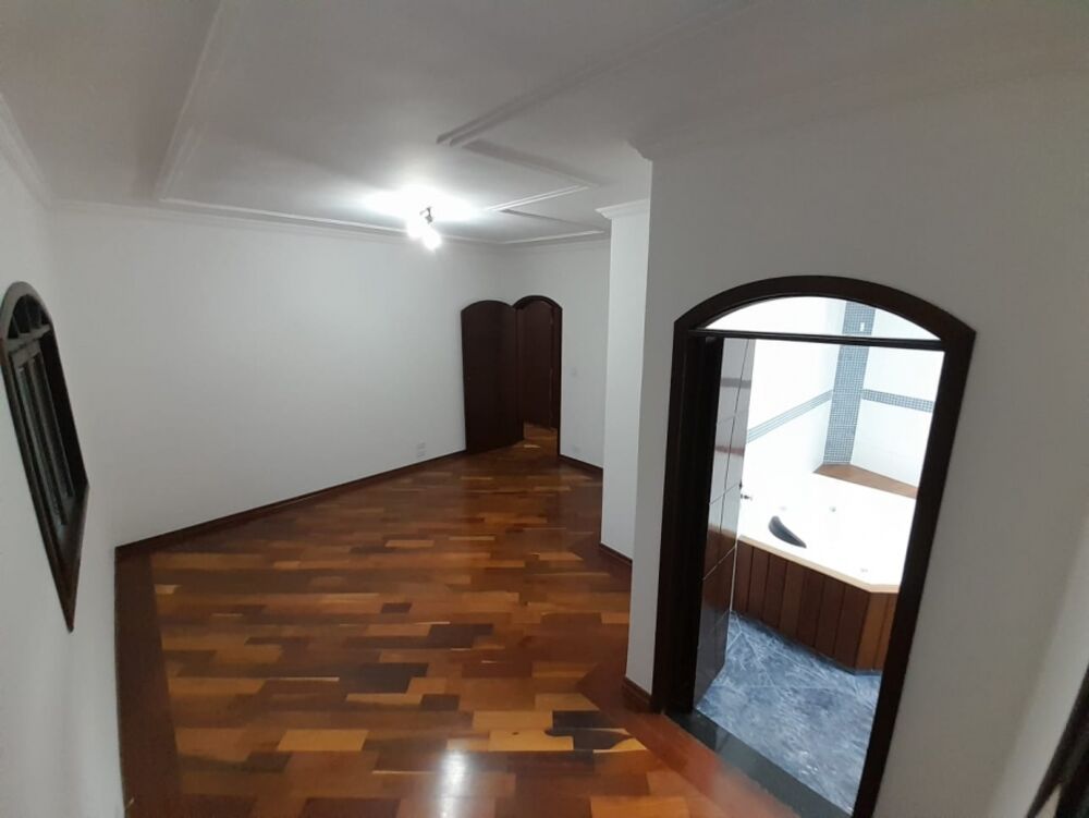 Casa, 3 quartos, 287 m² - Foto 2