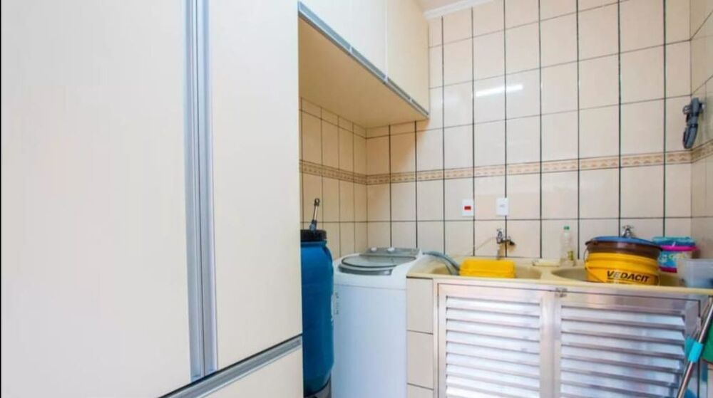 Casa, 3 quartos, 218 m² - Foto 3