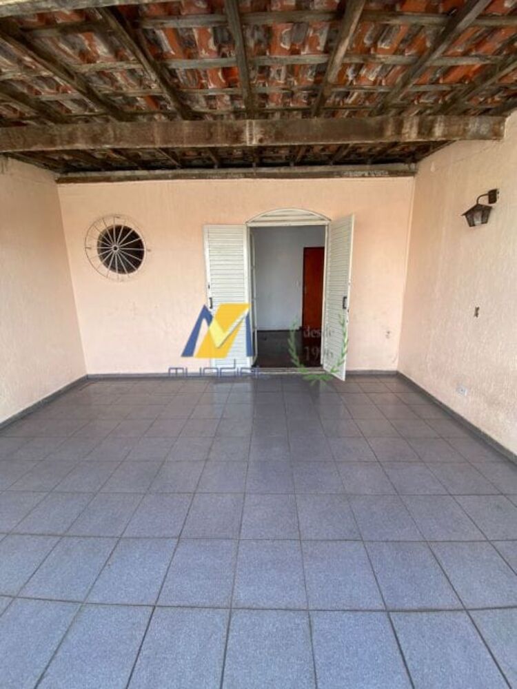 Casa, 3 quartos, 230 m² - Foto 3