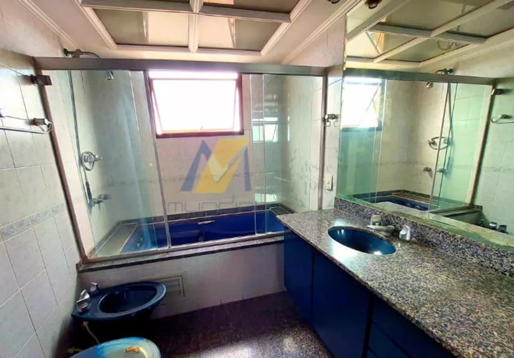 Apartamento para alugar com 4 quartos, 196m² - Foto 4