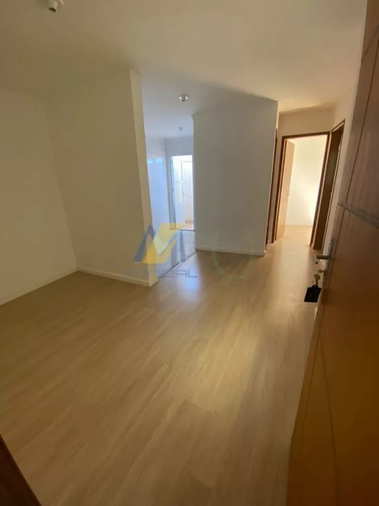 Apartamento à venda com 2 quartos, 42m² - Foto 1