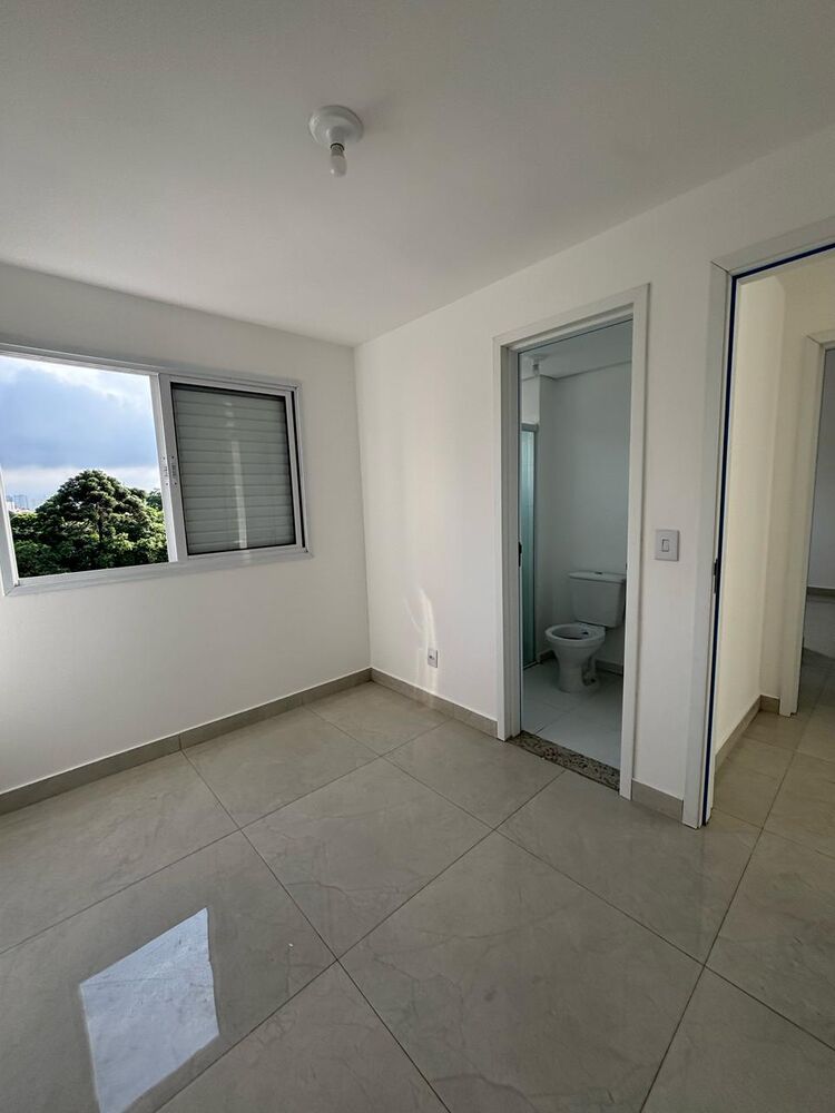 Apartamento para alugar com 3 quartos, 160m² - Foto 8