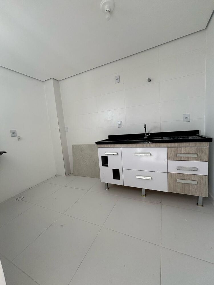 Apartamento para alugar com 3 quartos, 160m² - Foto 3
