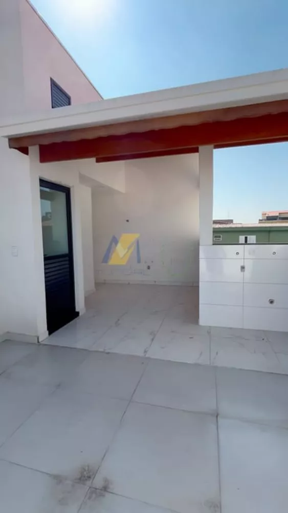 Casa à venda com 2 quartos, 76m² - Foto 4