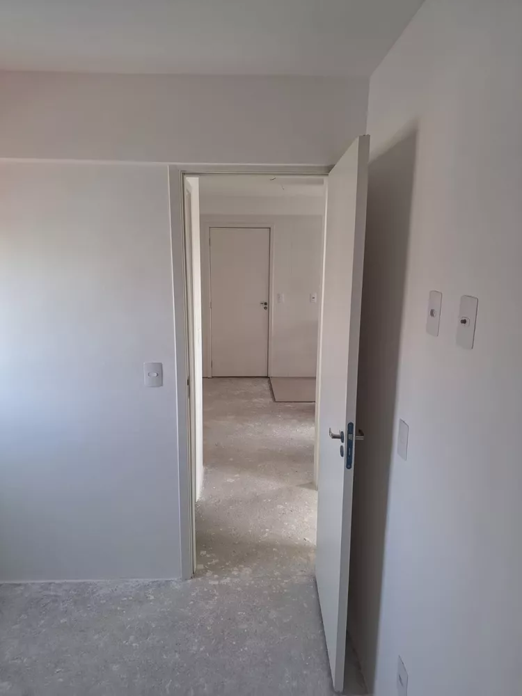 Apartamento à venda com 2 quartos, 39m² - Foto 2