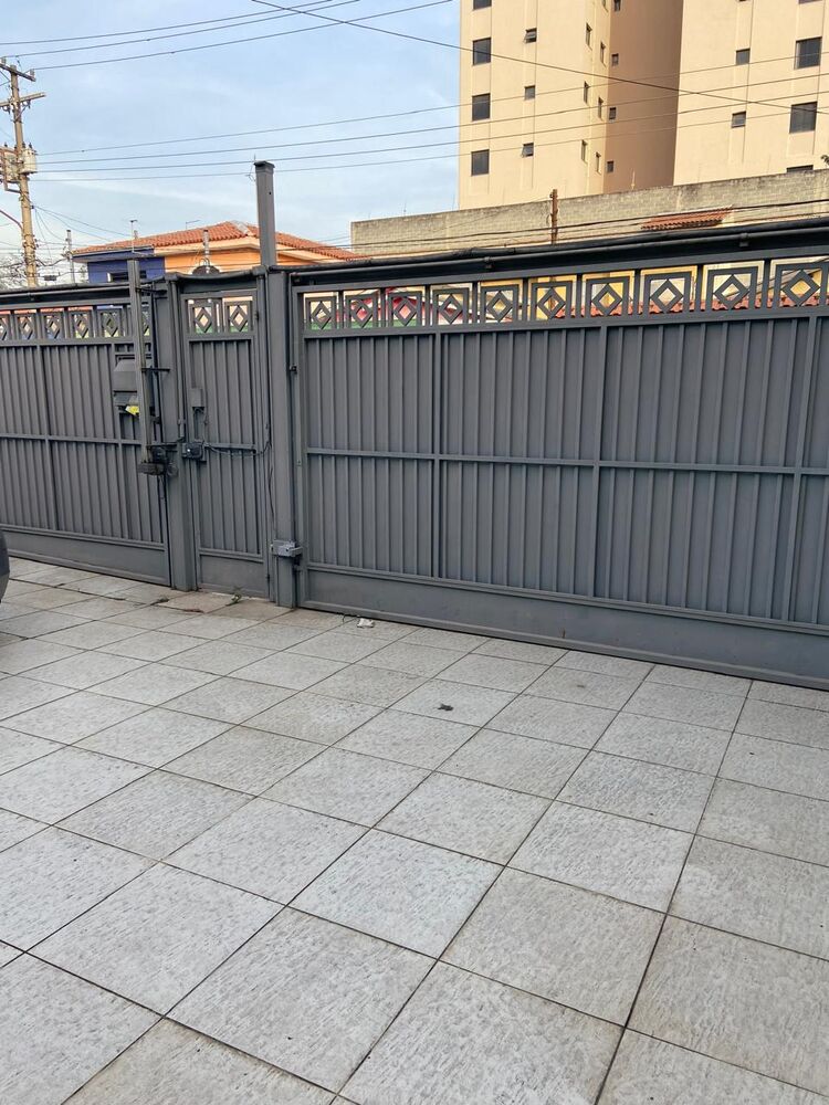 Casa à venda com 3 quartos, 256m² - Foto 4