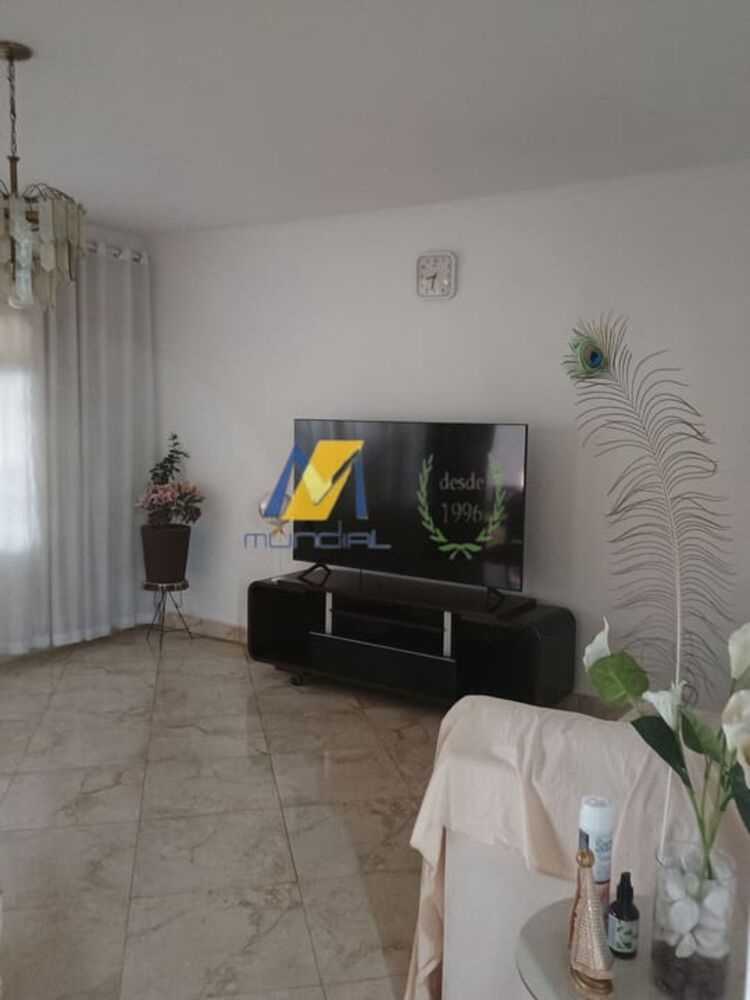 Casa, 3 quartos, 204 m² - Foto 3