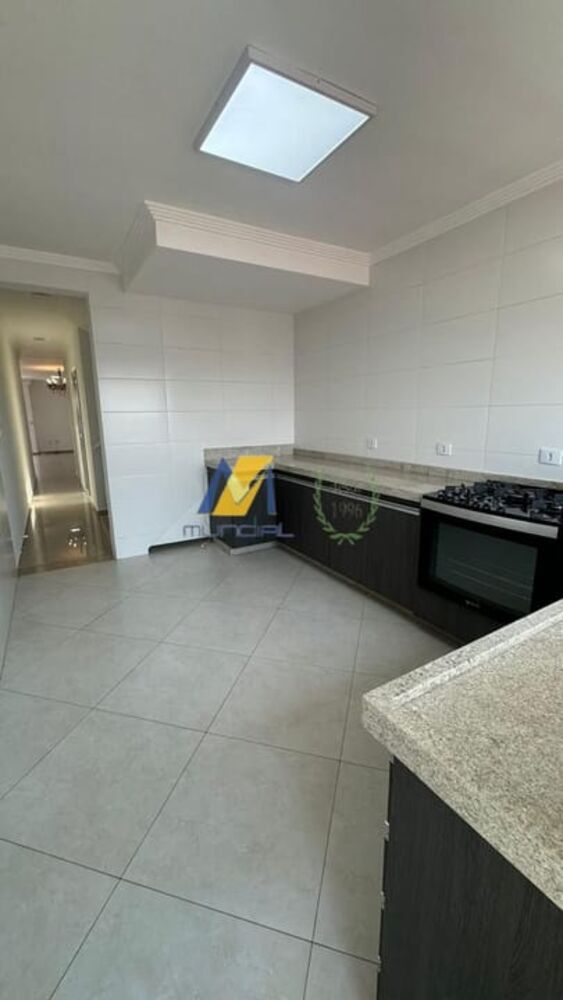 Casa à venda com 3 quartos, 181m² - Foto 3