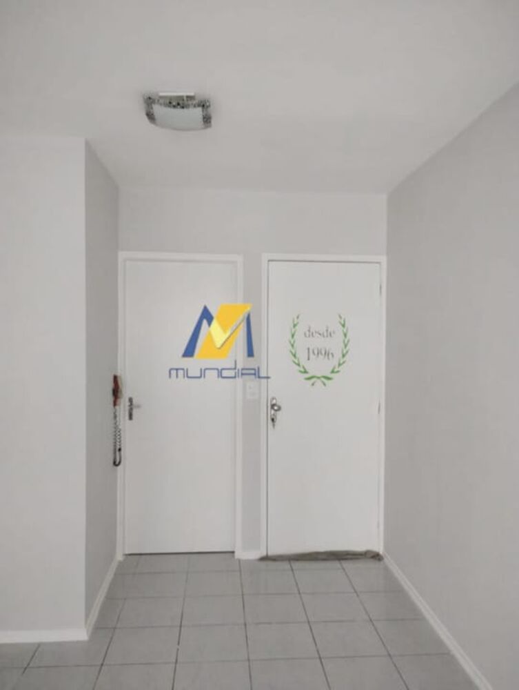 Apartamento à venda com 3 quartos, 70m² - Foto 4