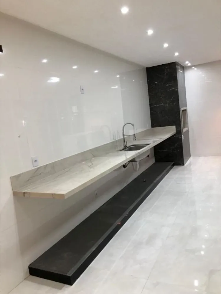 Casa, 4 quartos, 200 m² - Foto 4