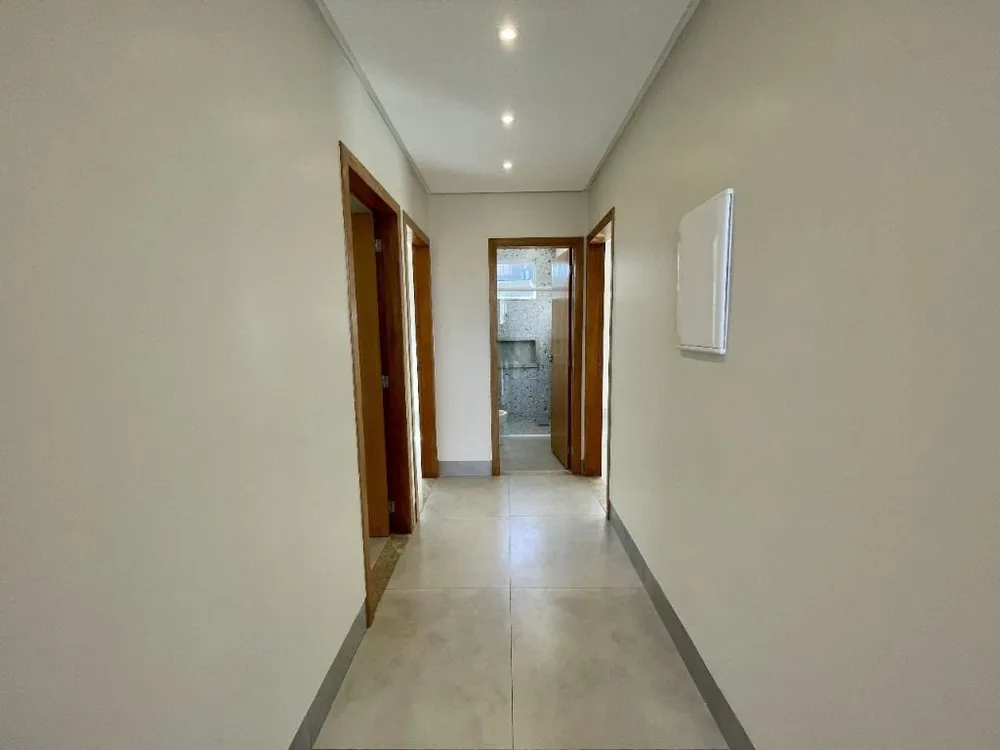 Casa, 3 quartos, 131 m² - Foto 1