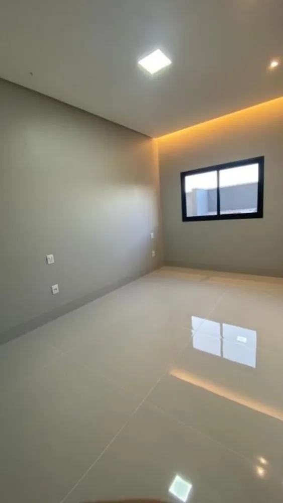 Casa, 3 quartos, 172 m² - Foto 1