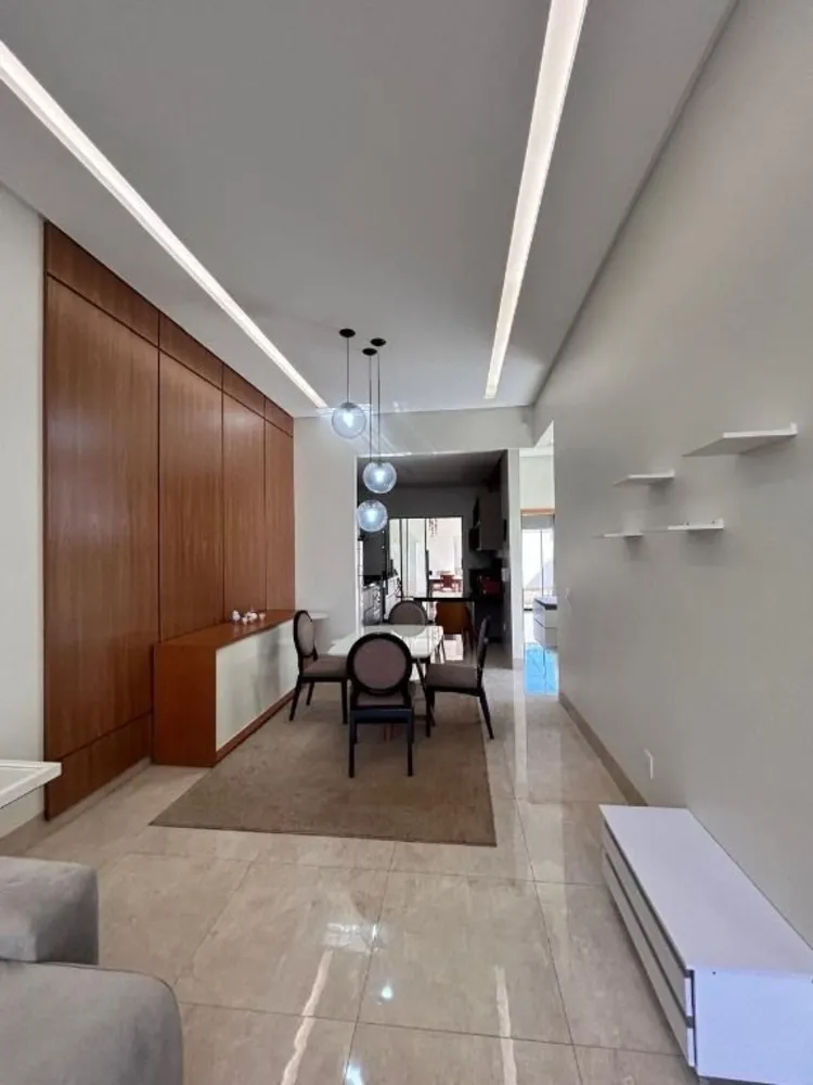Casa, 3 quartos, 172 m² - Foto 4