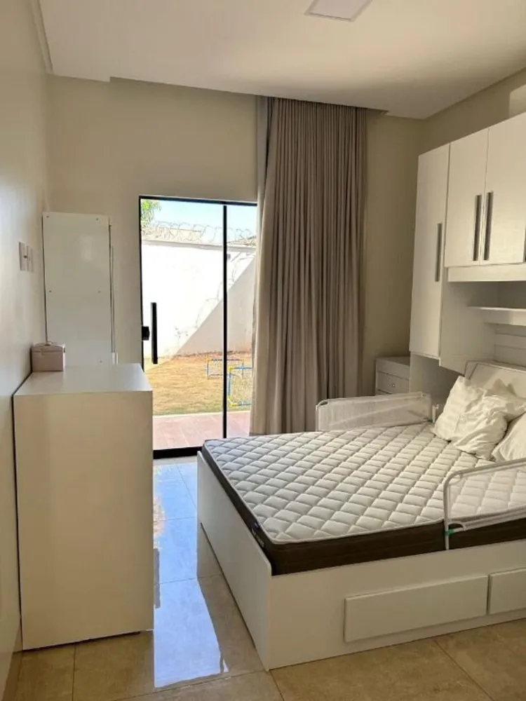 Casa, 3 quartos, 172 m² - Foto 2