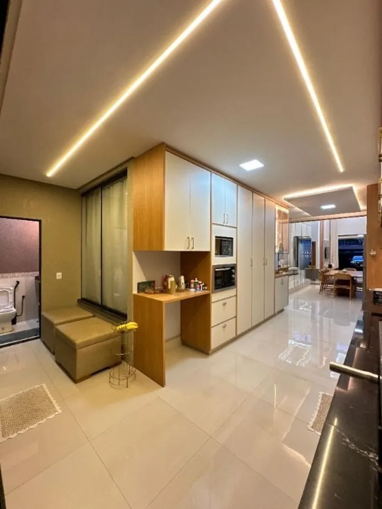 Casa, 3 quartos, 154 m² - Foto 2