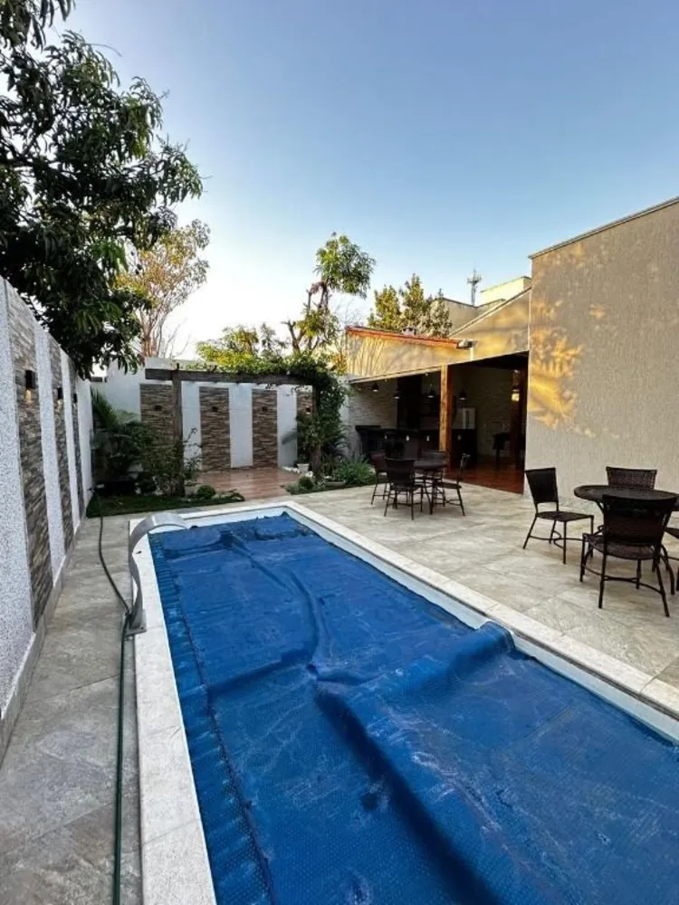 Casa, 3 quartos, 220 m² - Foto 4