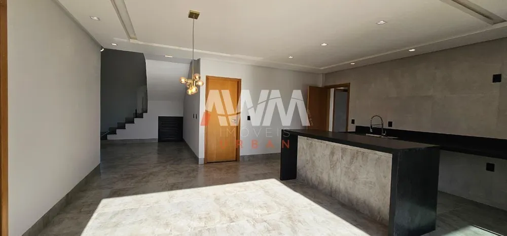 Sobrado, 4 quartos, 183 m² - Foto 1
