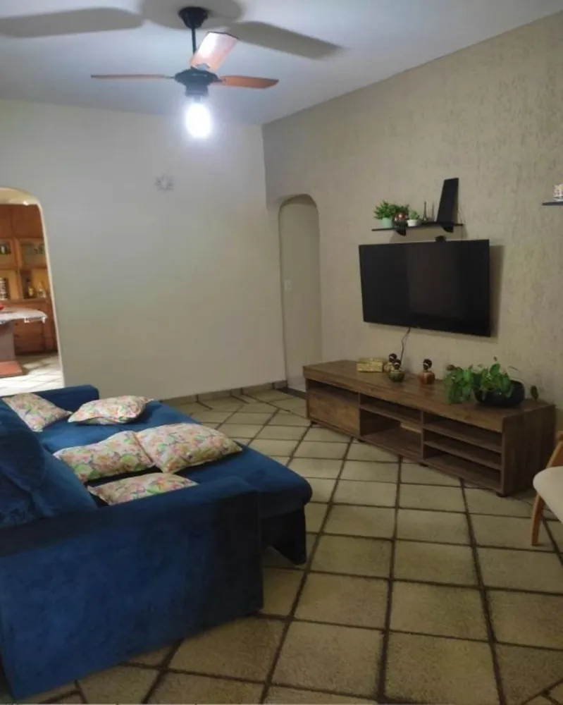 Casa, 3 quartos, 250 m² - Foto 2