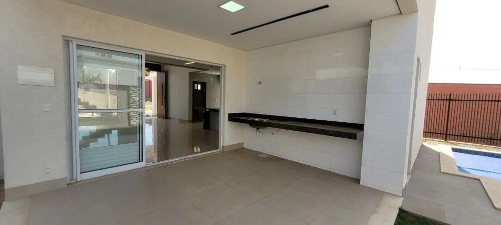 Sobrado, 4 quartos, 230 m² - Foto 1