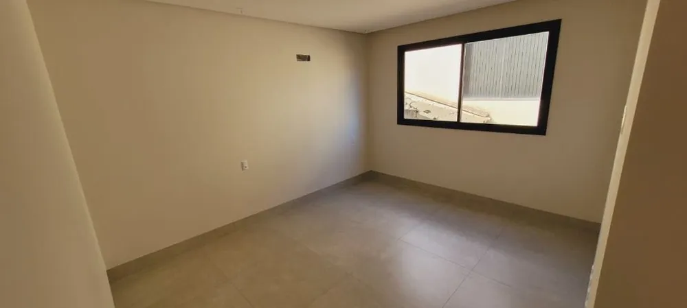 Sobrado, 5 quartos, 290 m² - Foto 2