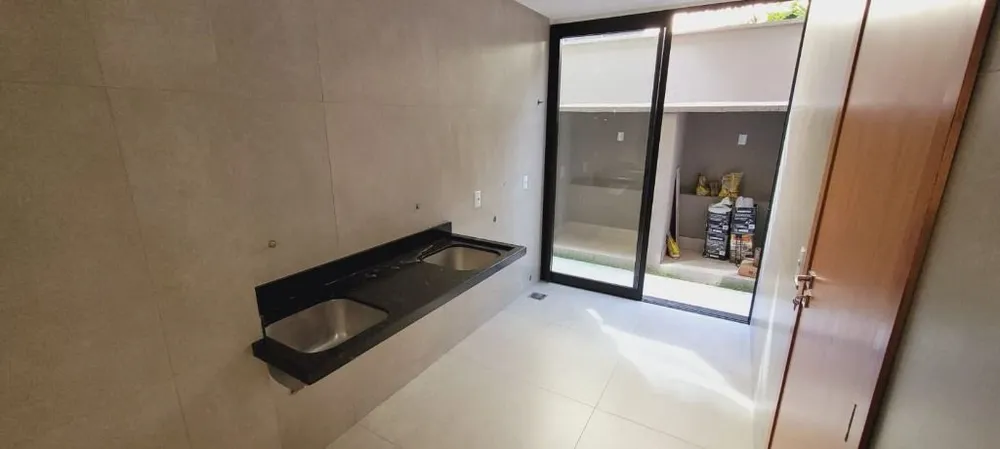 Sobrado, 5 quartos, 290 m² - Foto 4