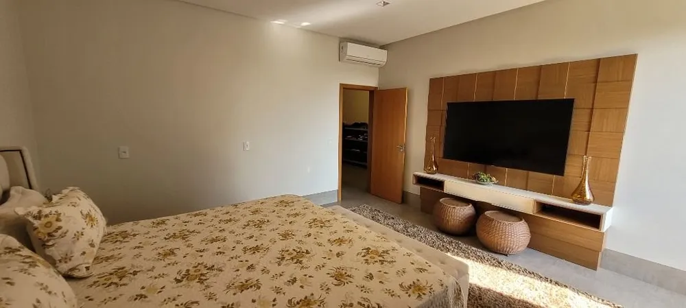 Sobrado, 4 quartos, 384 m² - Foto 1
