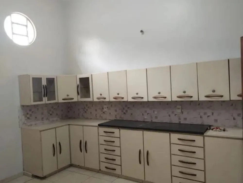 Casa, 4 quartos, 285 m² - Foto 3