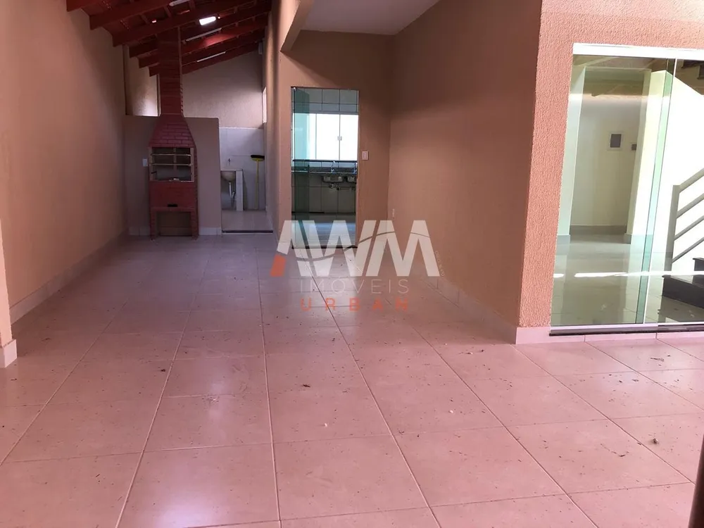 Sobrado, 4 quartos, 272 m² - Foto 1