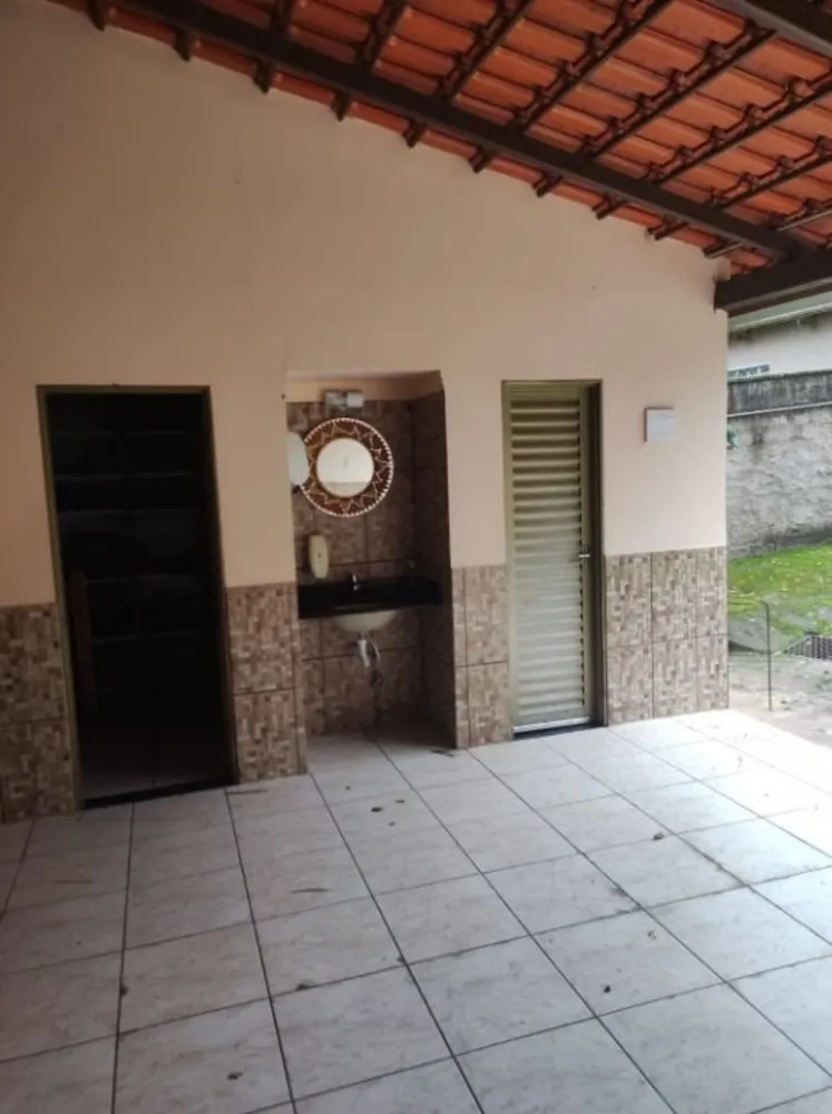 Sítio, 3 quartos, 2335 m² - Foto 3