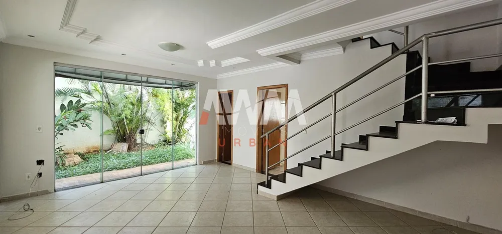 Sobrado, 3 quartos, 168 m² - Foto 1