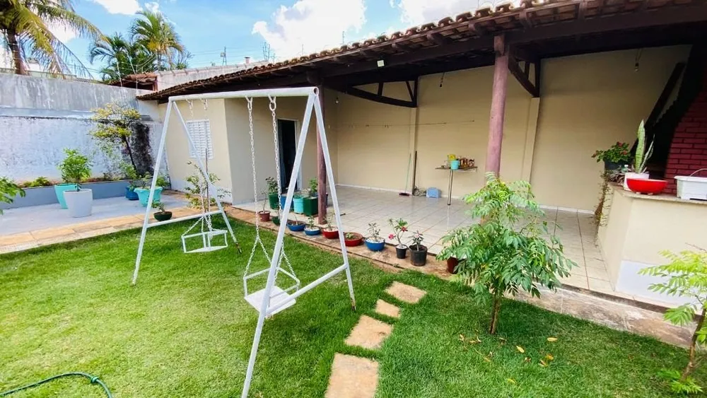 Casa, 3 quartos, 232 m² - Foto 4