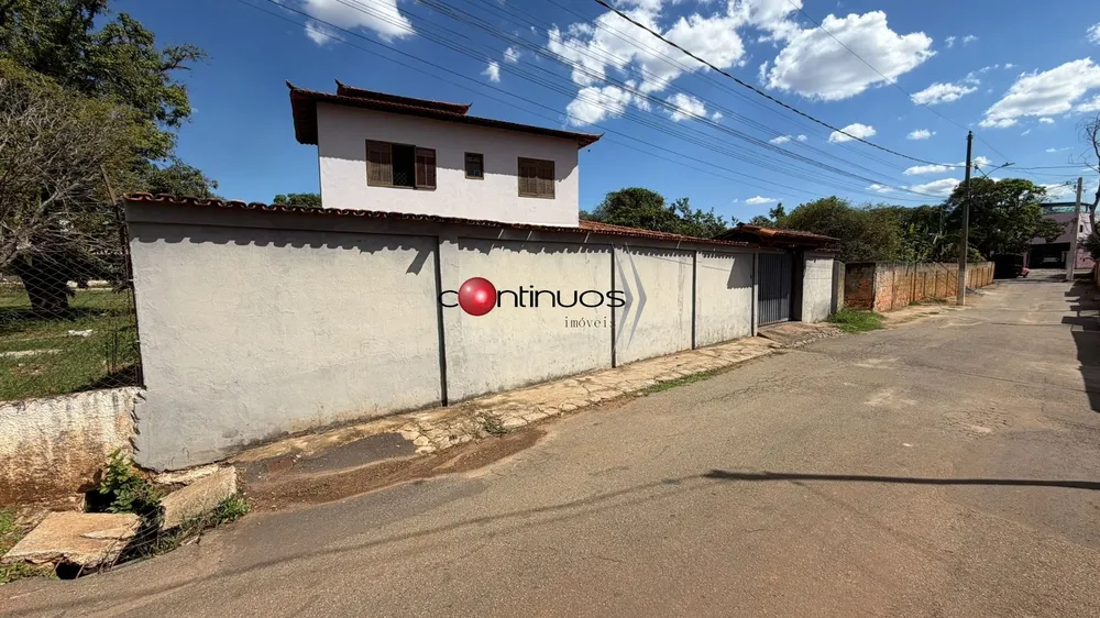 Casa, 3 quartos, 250 m² - Foto 1