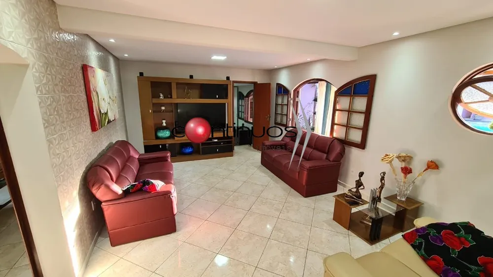 Casa, 5 quartos, 316 m² - Foto 2