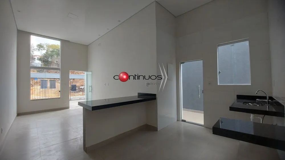 Casa, 3 quartos, 141 m² - Foto 2