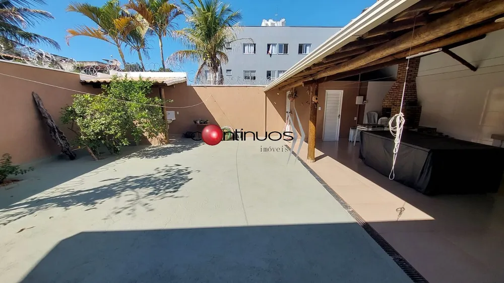 Casa, 3 quartos, 232 m² - Foto 14
