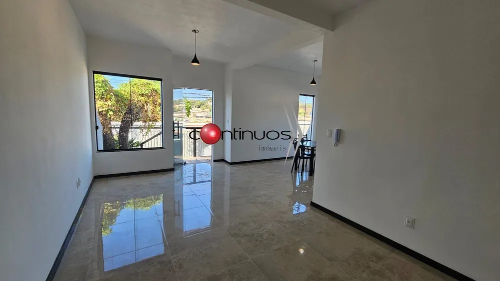 Casa, 3 quartos, 102 m² - Foto 2