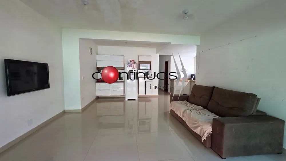 Casa, 4 quartos, 191 m² - Foto 2