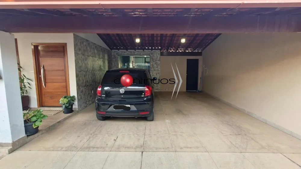 Casa, 3 quartos, 231 m² - Foto 2