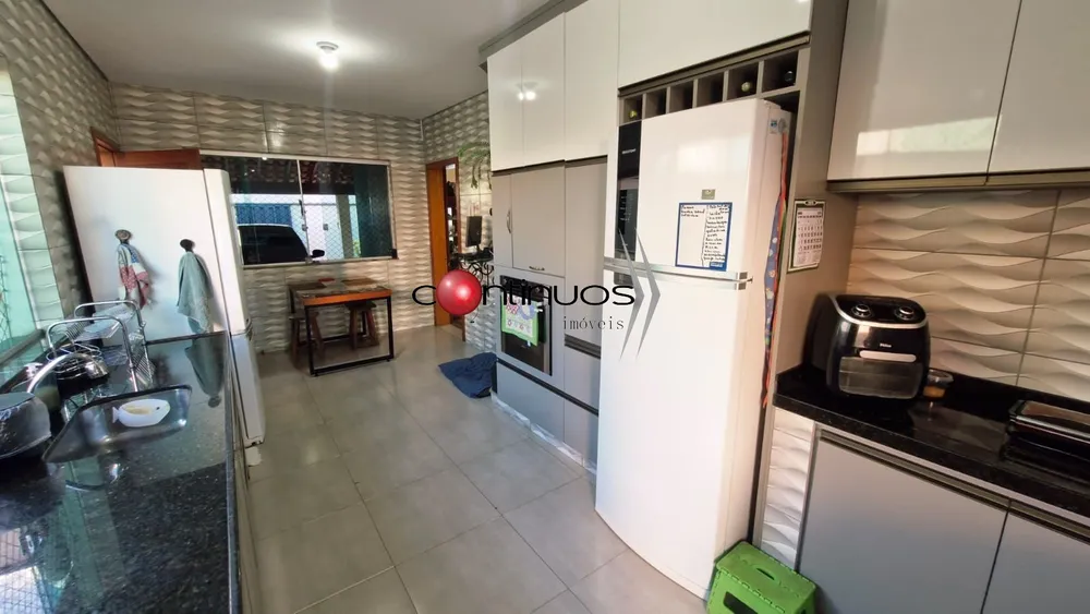 Casa, 3 quartos, 231 m² - Foto 6