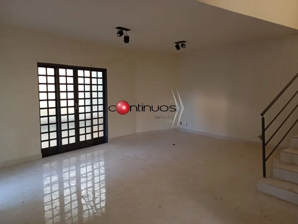 Casa, 3 quartos, 255 m² - Foto 3