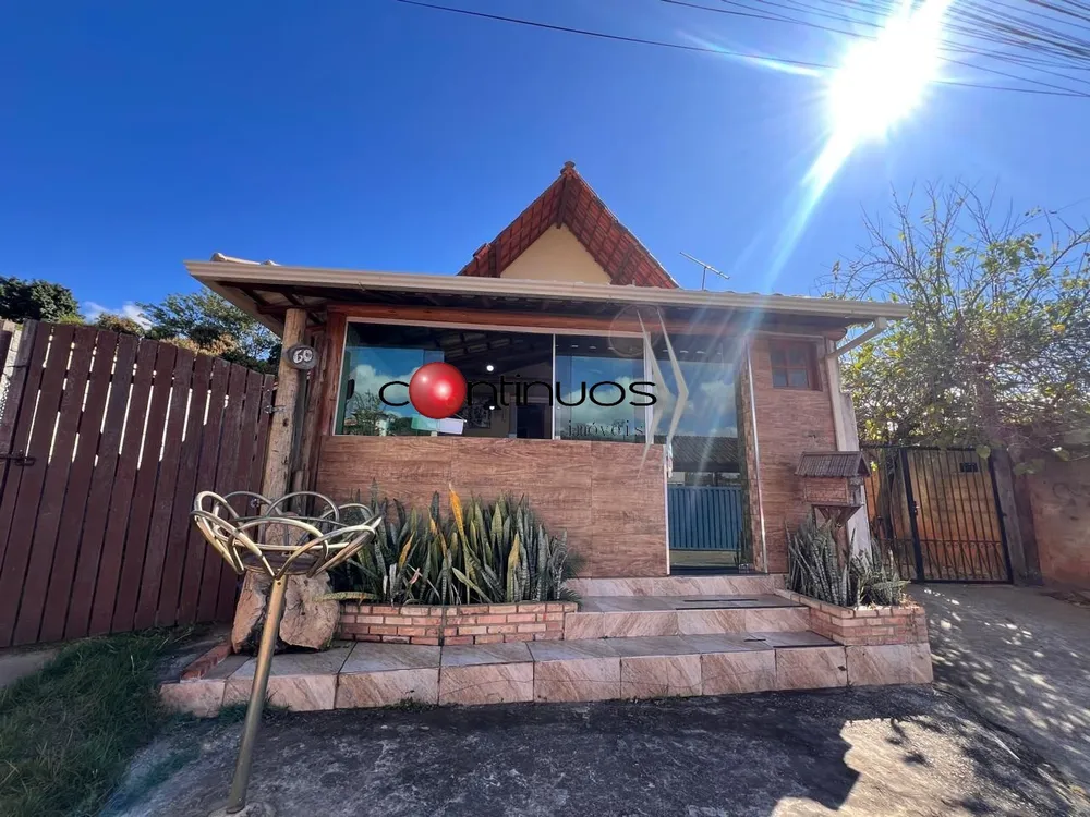 Casa, 2 quartos, 253 m² - Foto 1
