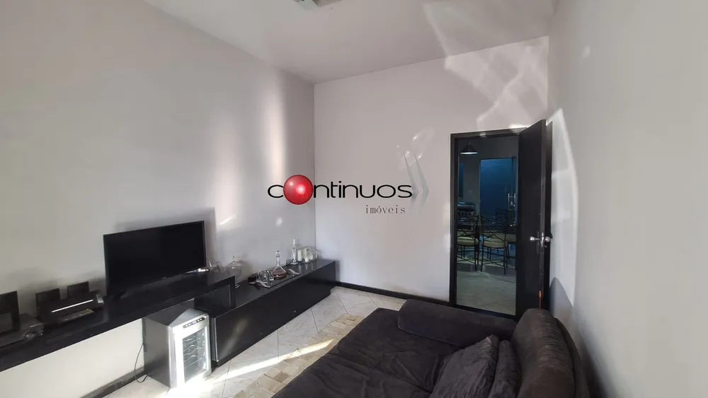 Casa, 6 quartos, 300 m² - Foto 4