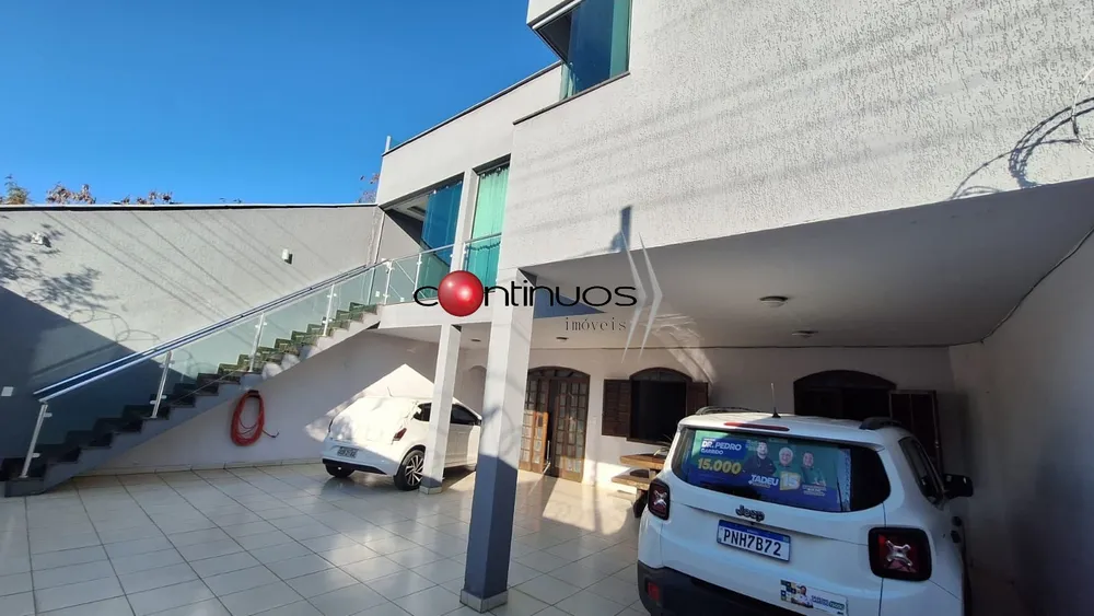 Casa, 6 quartos, 300 m² - Foto 1